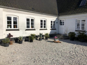 Holmegaarden B & B-K